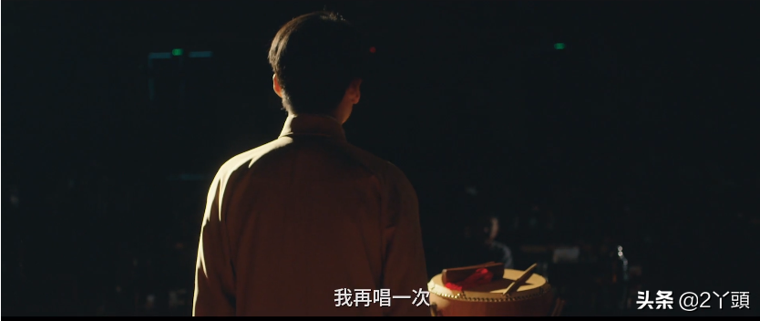 Exposure of the most beautiful positive wears Guo Qilin dash of unlined long gown is burnished emulative