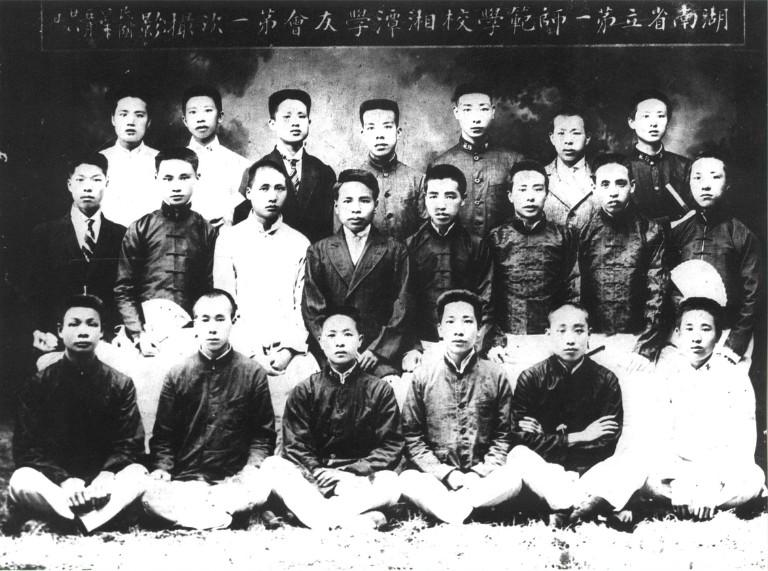 24岁毛泽东手无寸铁，一招妙计俘虏3000溃兵，秘密在哪里
