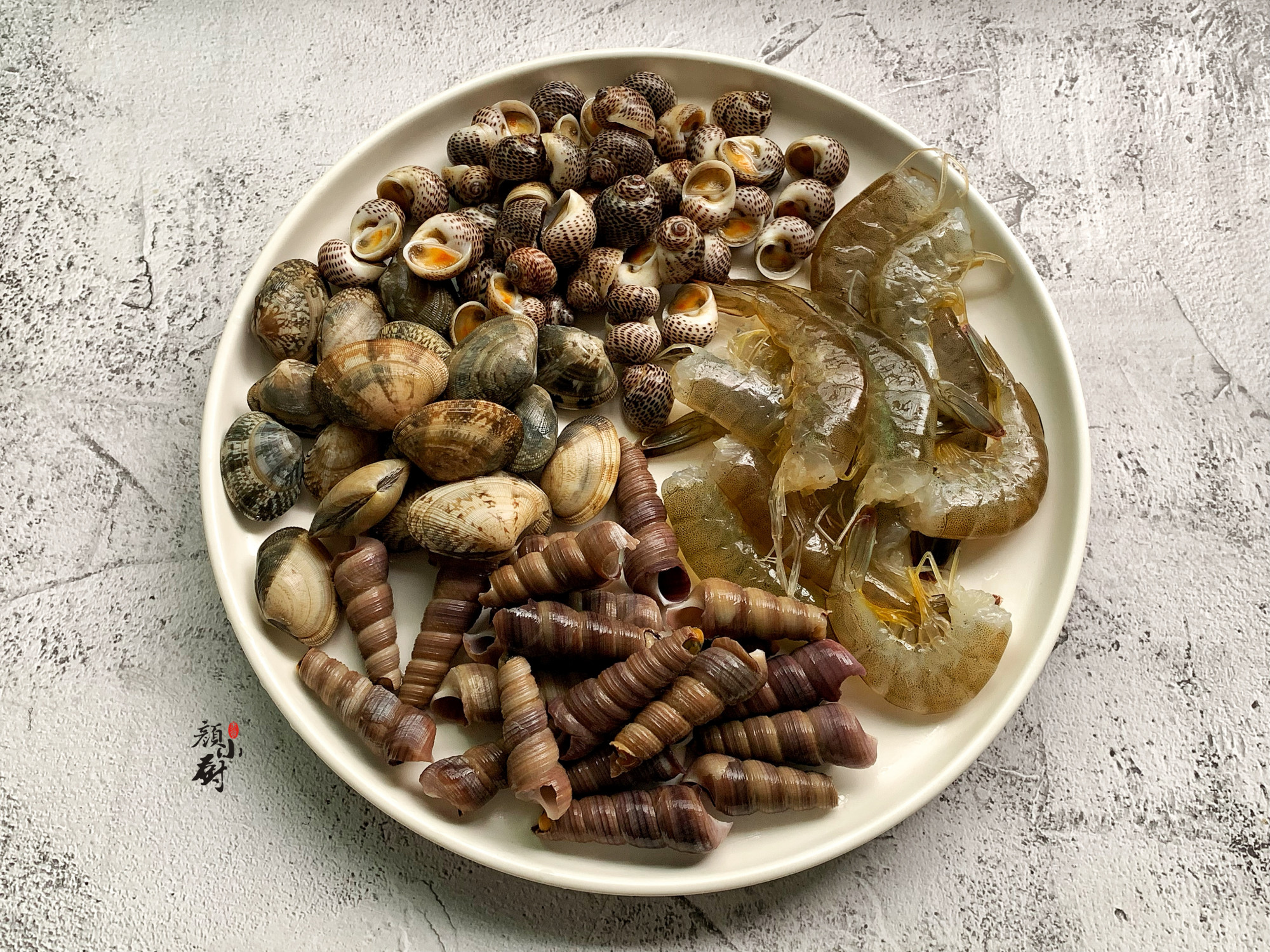 夏天，少吃猪肉多吃它，营养极高，比吃牛羊肉强，拌一下真好吃