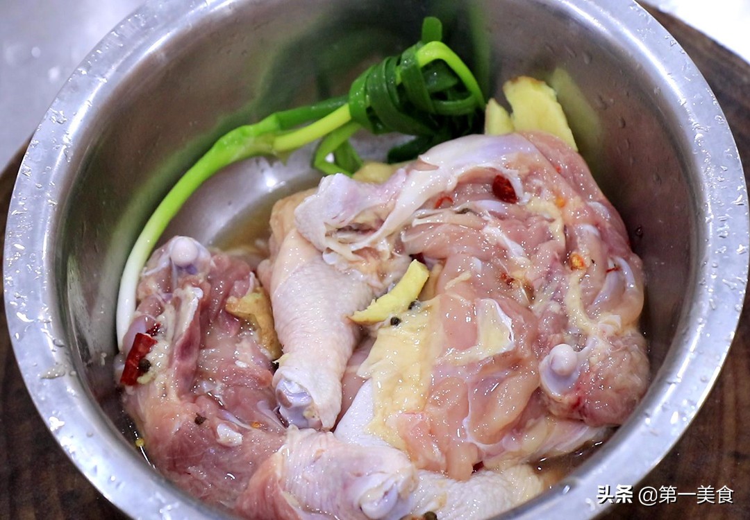 图片[3]-【口水鸡】做法步骤图 肉质鲜嫩多汁 又解馋-起舞食谱网
