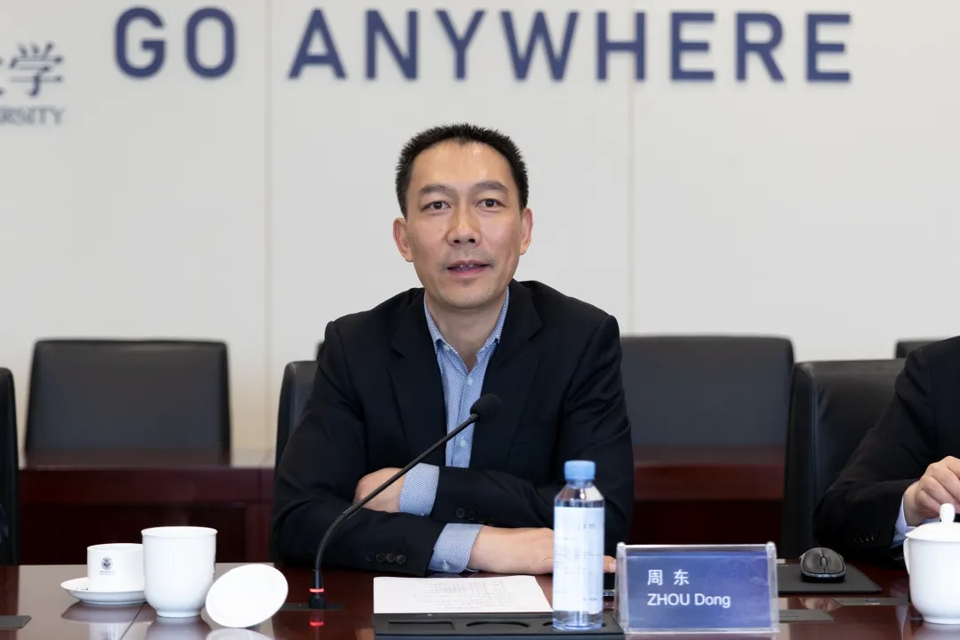 广州市教育局局长陈爽一行来访我校