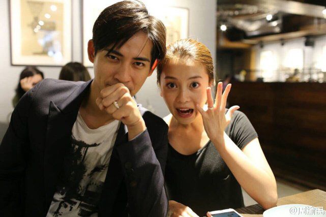 周渝民首谈夫妻恩爱细节，为专注照顾有性格缺陷女儿，已放弃二胎