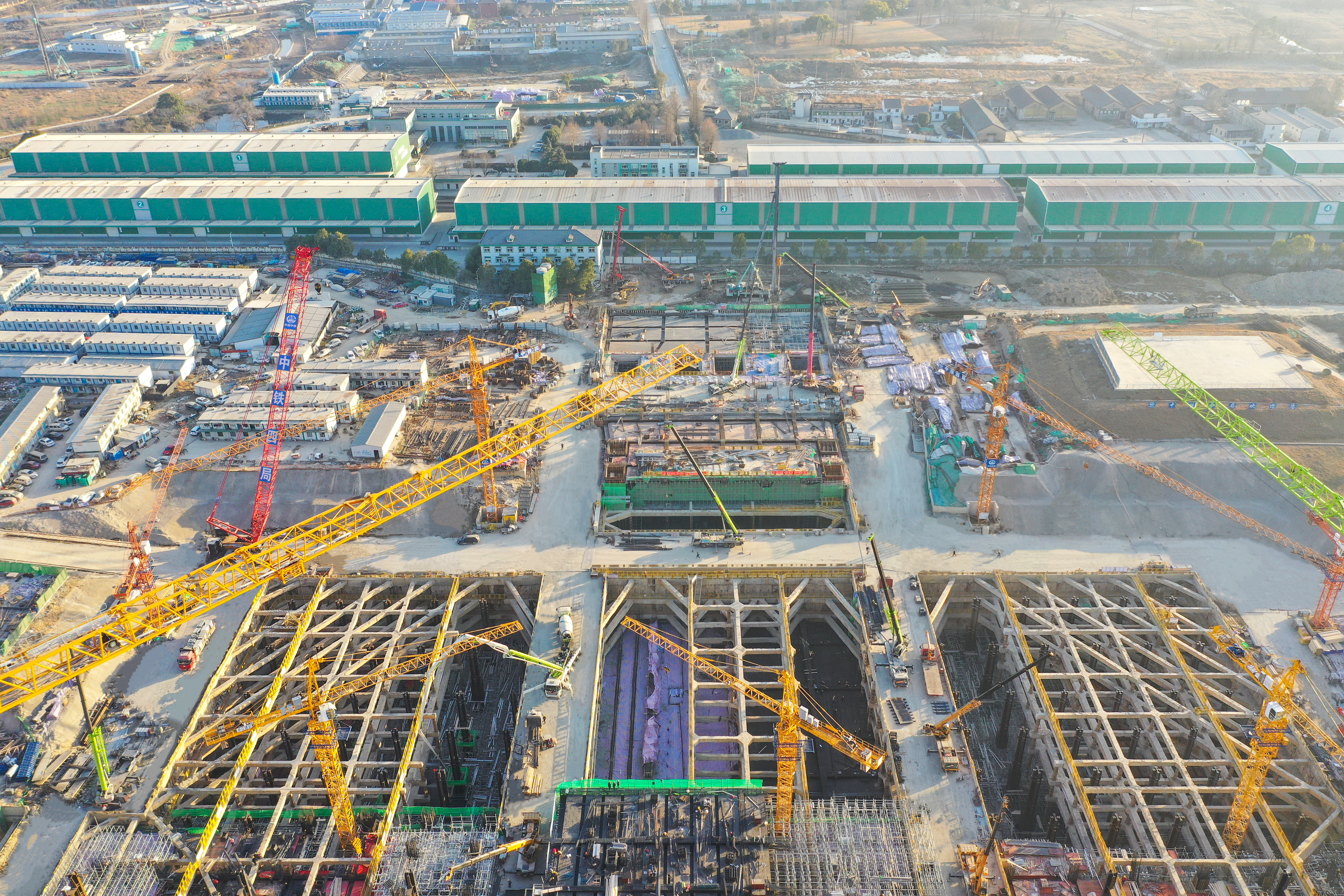 ������վ�������������½�չ����Ŧվ���ϲ��ṹ��������