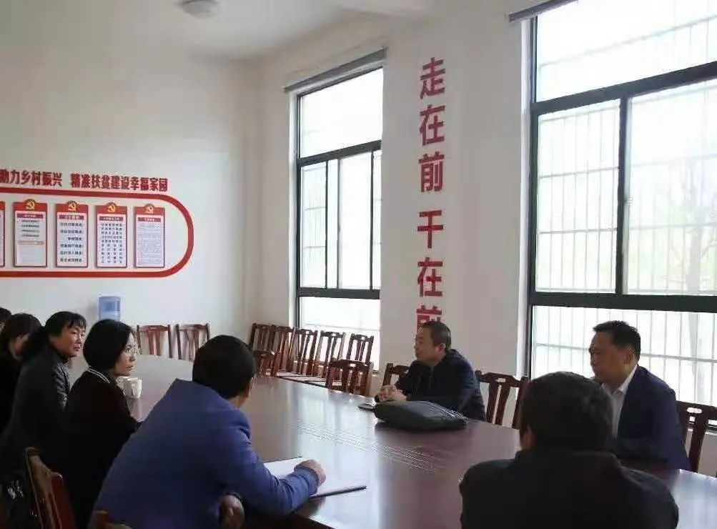 4月份“三·五”工作日工作之县级领导干部篇