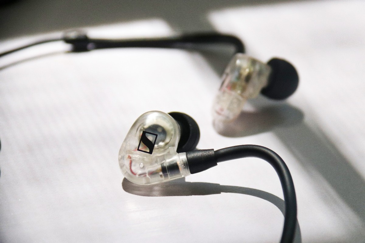 要换耳机了：森海塞尔IE 100 PRO享受有线与蓝牙间的自由切换