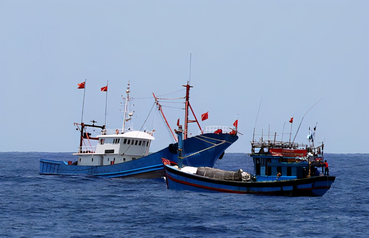 扣押中国32艘渔船，还想勒索巨额疫情赔款，美国已暴露强盗本性？