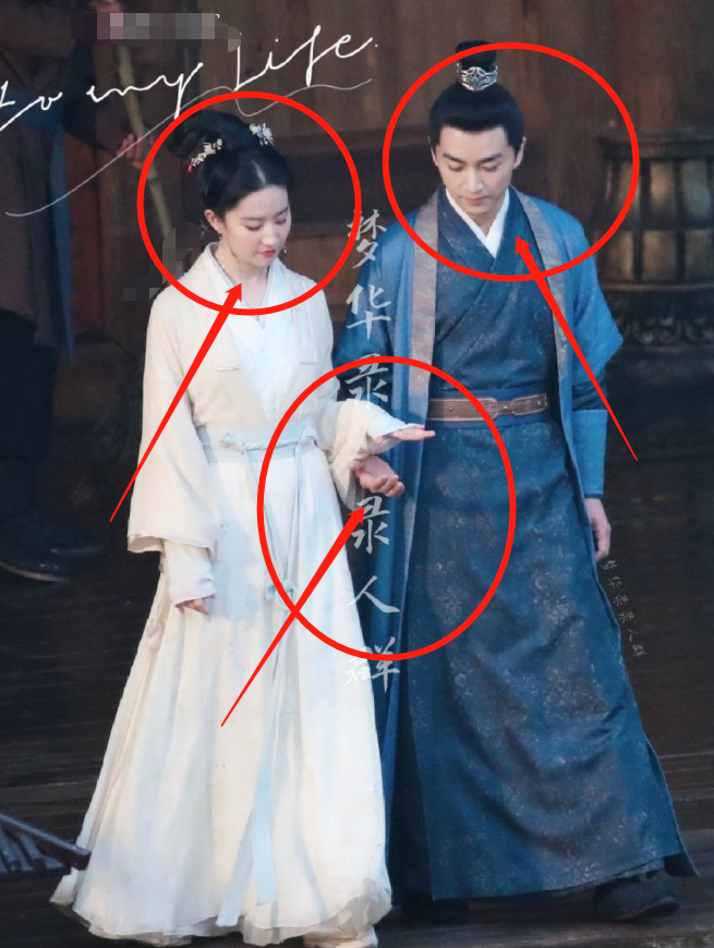 Dream China records the Lu Touchao that pull a hand sweet, liu Yifei wears gas of white skirt celestial being to wave, 