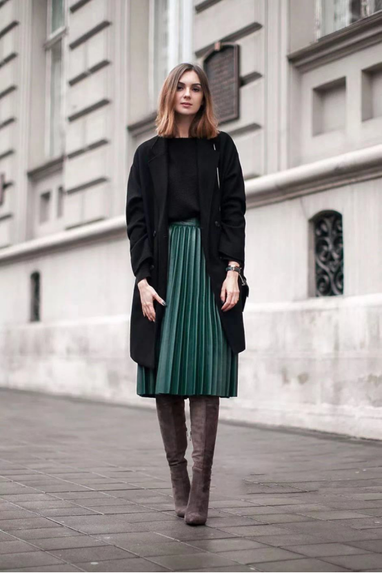 黑色大衣怎么穿才时尚？学会这些“搭配法则”，时髦又有品位