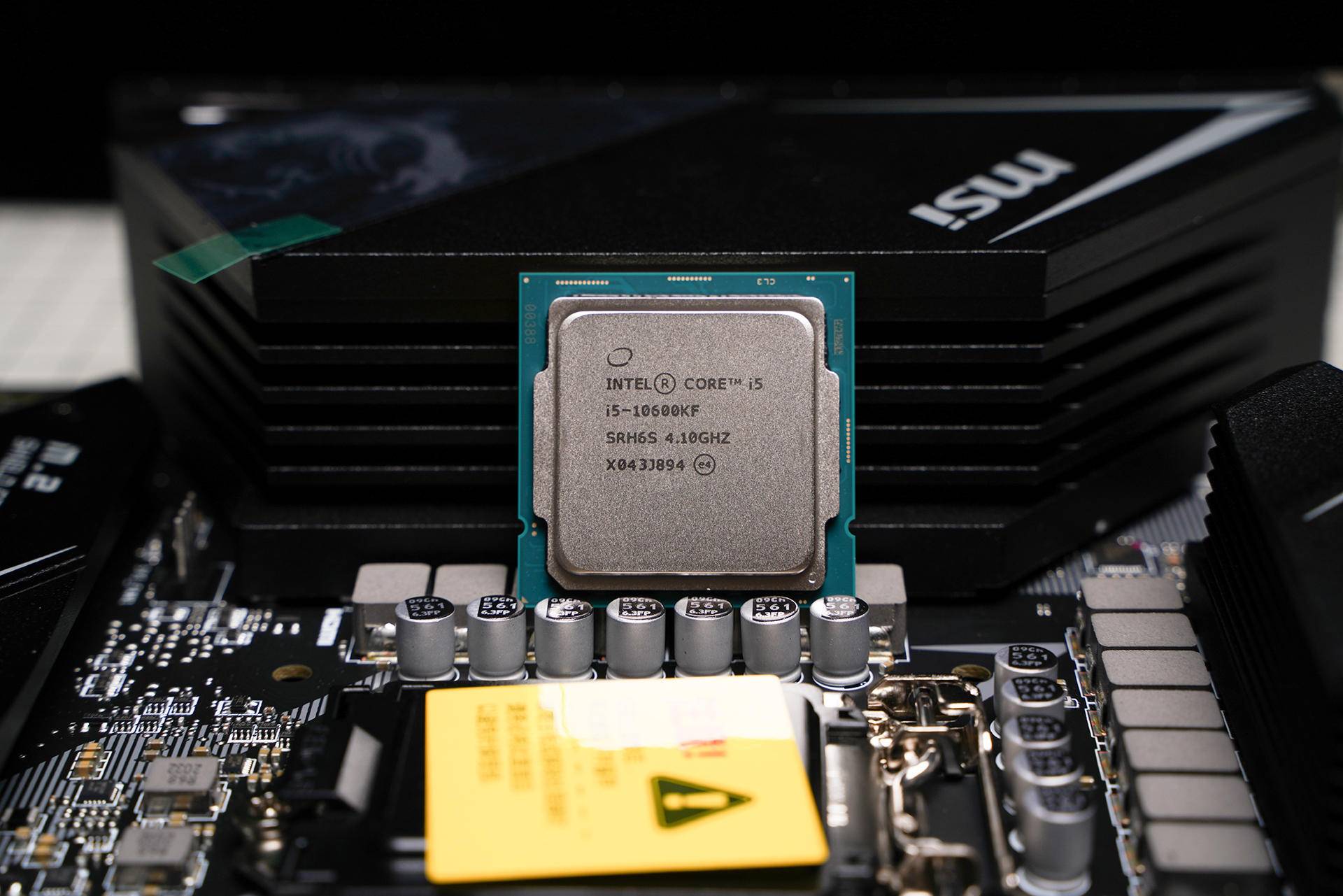 谁是高性价比游戏神u? i5 10600kf大战r5 5600x