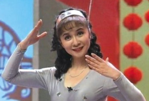 脸僵如石！明知“硅胶脸”恐怖，为何还有女星