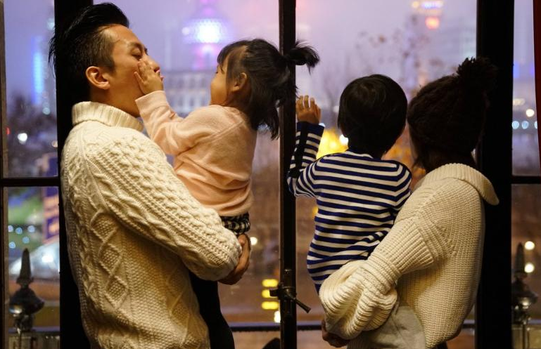 刘璇产后被嘲：肚子像是还有一个，网友：这才