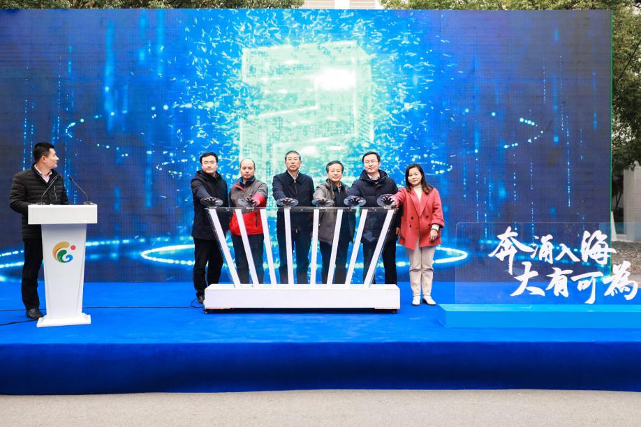 Jiangsu this college fire! Exceed 5 1000 person-time, take domestic and international large award of nearly 100 contests, reside complete province the first! 