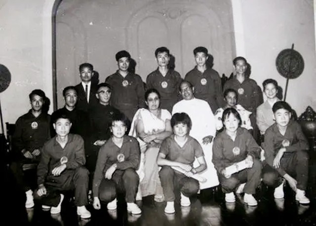 国乒名将：60年代世界冠军，2005年从一线退休，