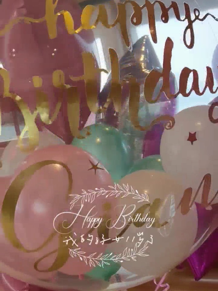 黎姿为双胞胎女儿庆祝11岁生日，左拥右抱超幸福，派对简单朴素