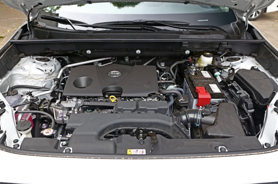 详解2021款RAV4荣放怎么选，新款车型亮点在哪，哪款车型最实惠