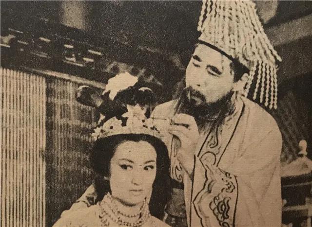 55年前香港老片《审妻》，在内地轰动一时，女主被誉为古典美人  第6张