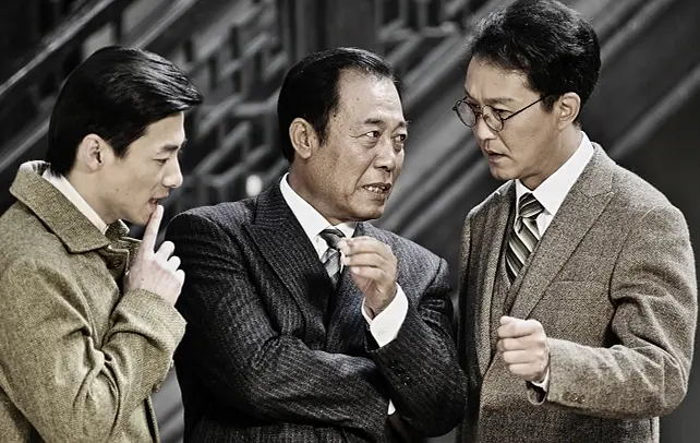 十年后，人民文娱再评《潜伏》：让我欲罢不能