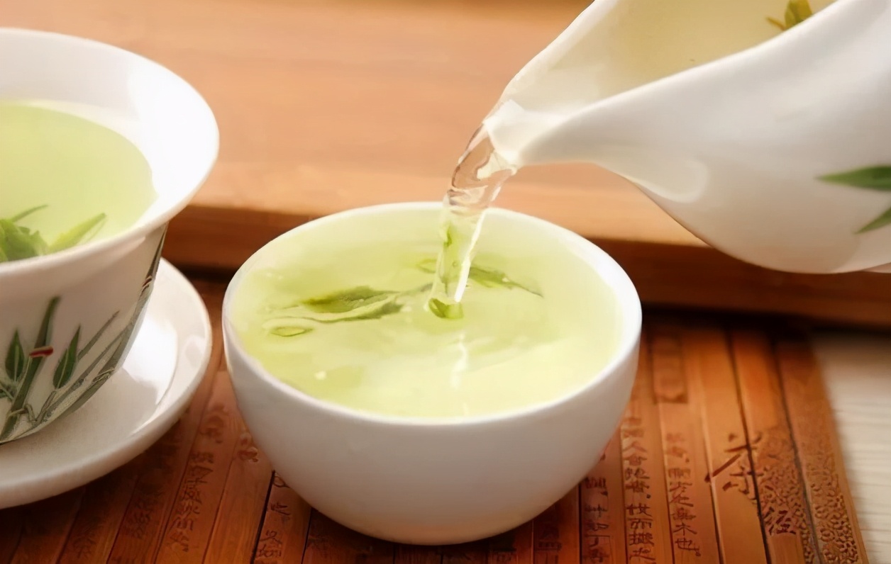 “喝不喝春白茶？”進階茶友的心動暗號