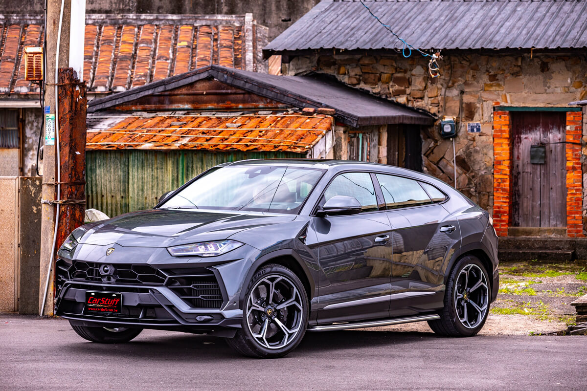 兰博基尼全新suvurus现车试驾体验