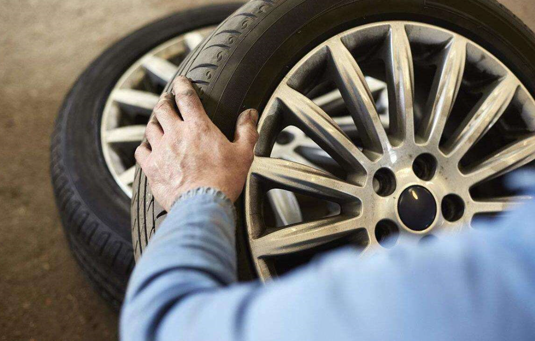 价格贵不一定合适，汽车轮胎到底应该怎么选？