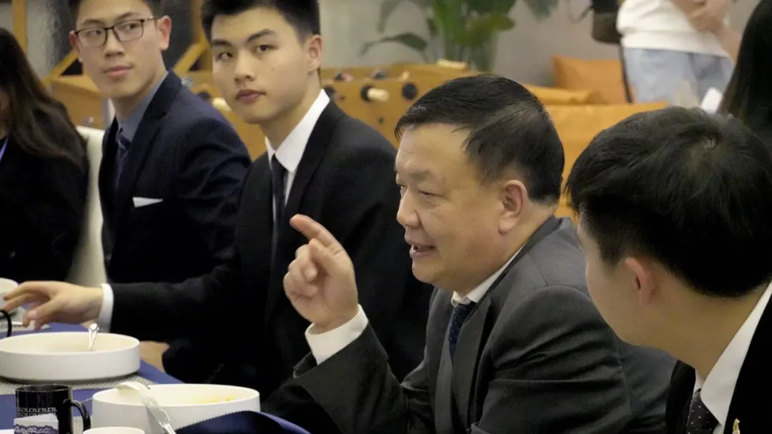 一期一会|和我们一起,共赴一场校长晚宴吧