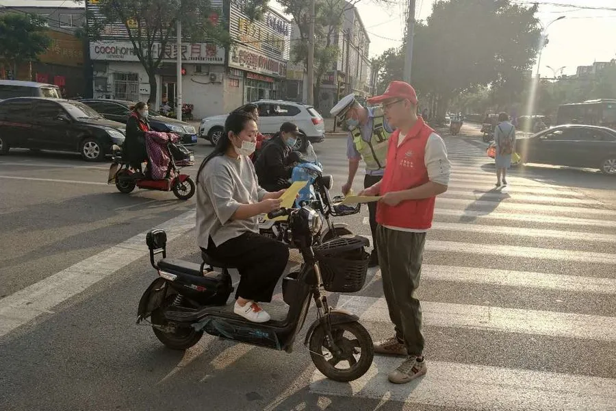 头盔一夜之间价格暴涨，交警部门回应了