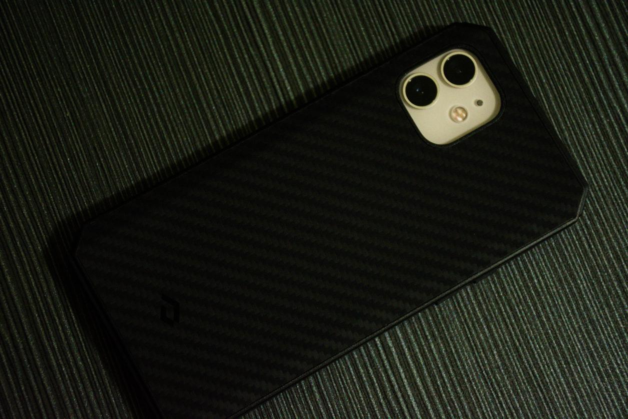 军工级防护？PITAKA新款iPhone12全包款型男必备