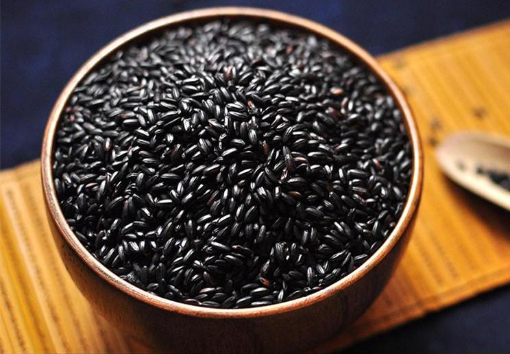 黑米、紫米、血糯米傻傻分不清，哪種口感更軟糯？ 哪種熱量更低？