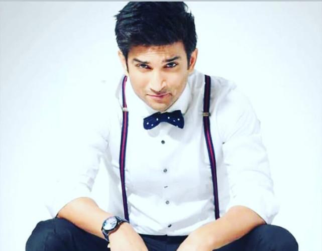 34岁宝莱坞巨星上吊自杀，5天前美女经纪人跳楼