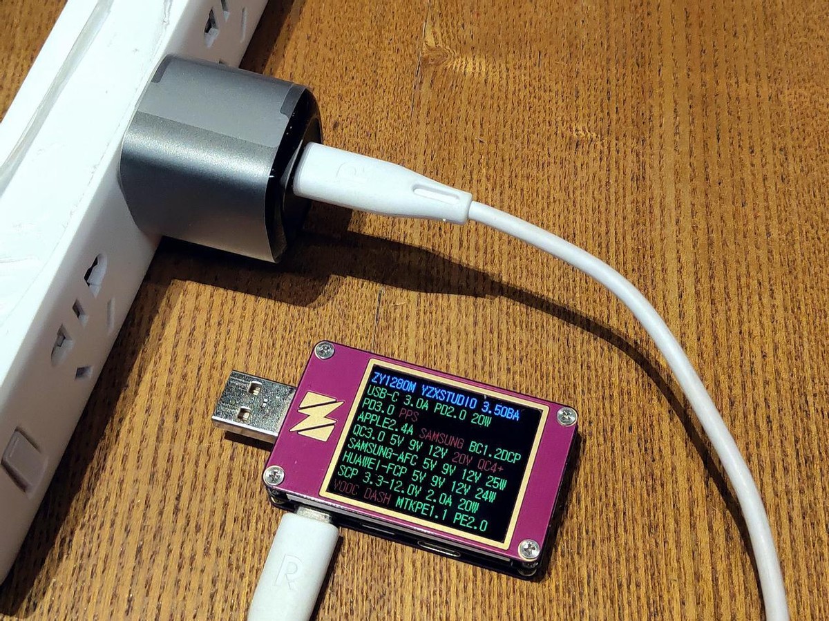 作为iPhone12过来人，我给iPhone13的伙伴推荐充电套装