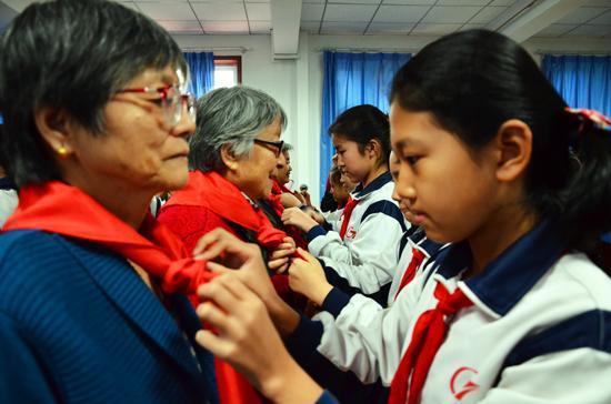 老教师等退休，中年教师熬退休，年轻教师盼退