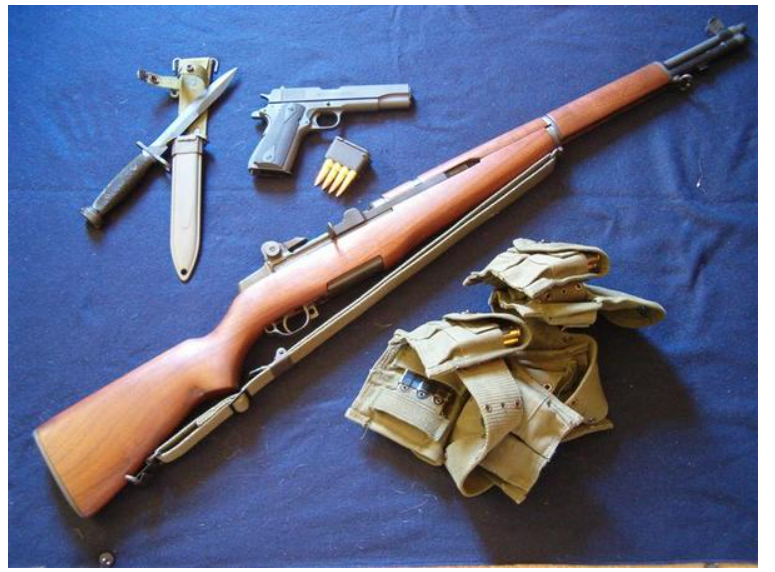 志愿军趁夜色穿插，摸到北极熊团指挥所，美军