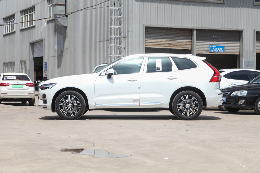 被国人“救活”的豪车！沃尔沃XC60一口气降7.8万，值得入手么？