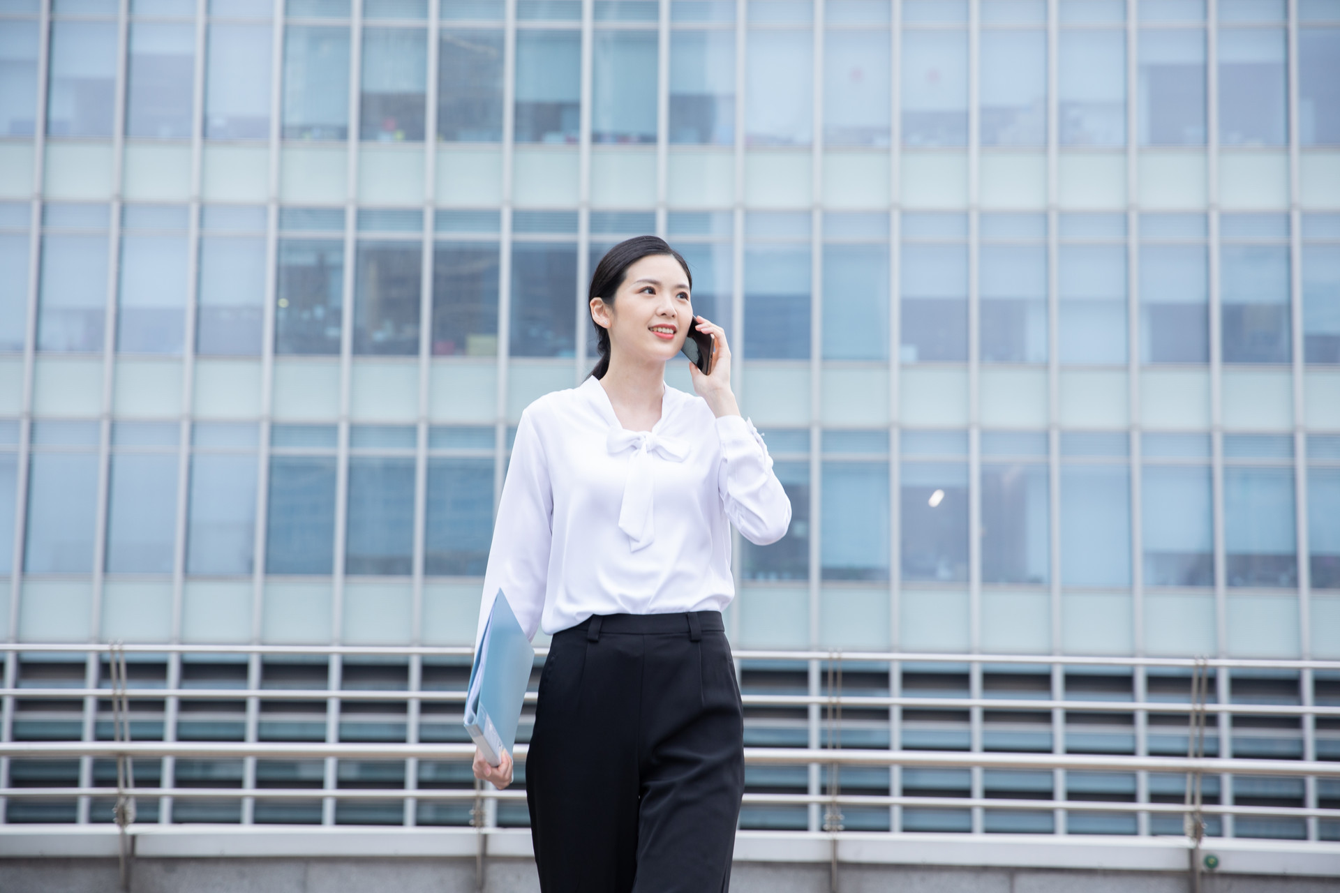 一个10年公司老员工的忠告：在职场别玩个