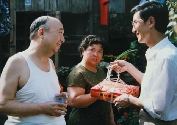 时光倒流三十年，国产电影你怎么看？