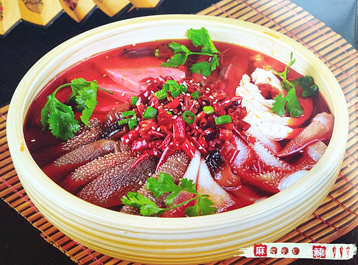 圖片[1]-毛血旺的正宗做法 麻辣鮮香 開胃下飯 過年最佳下酒菜-起舞食譜網(wǎng)