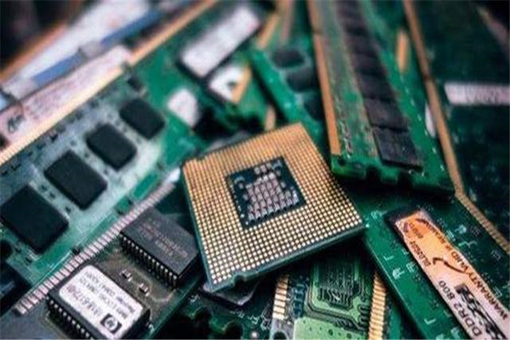 中国突破石墨烯技术，美国首发2nm技术，高端芯片的背后却是尴尬