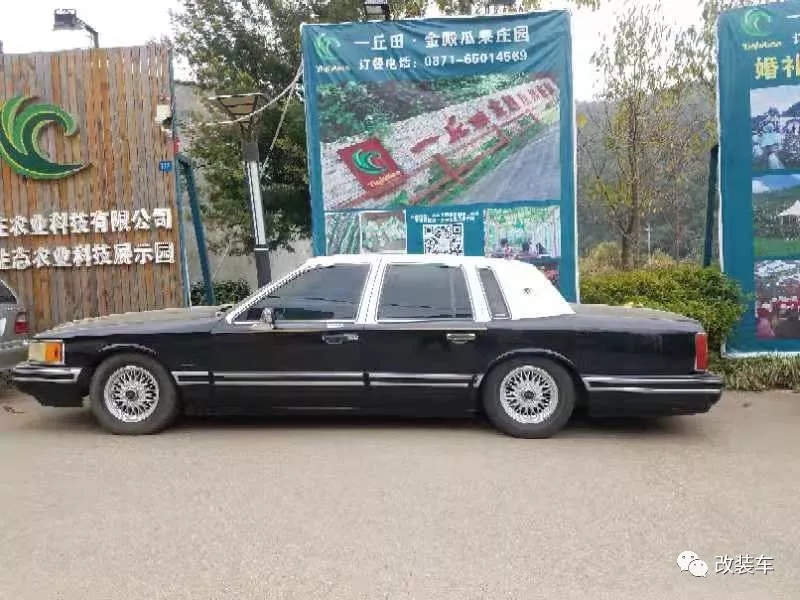 丰田MR2共享汽车？不知道收费多少钱一公里丨街拍投稿66期
