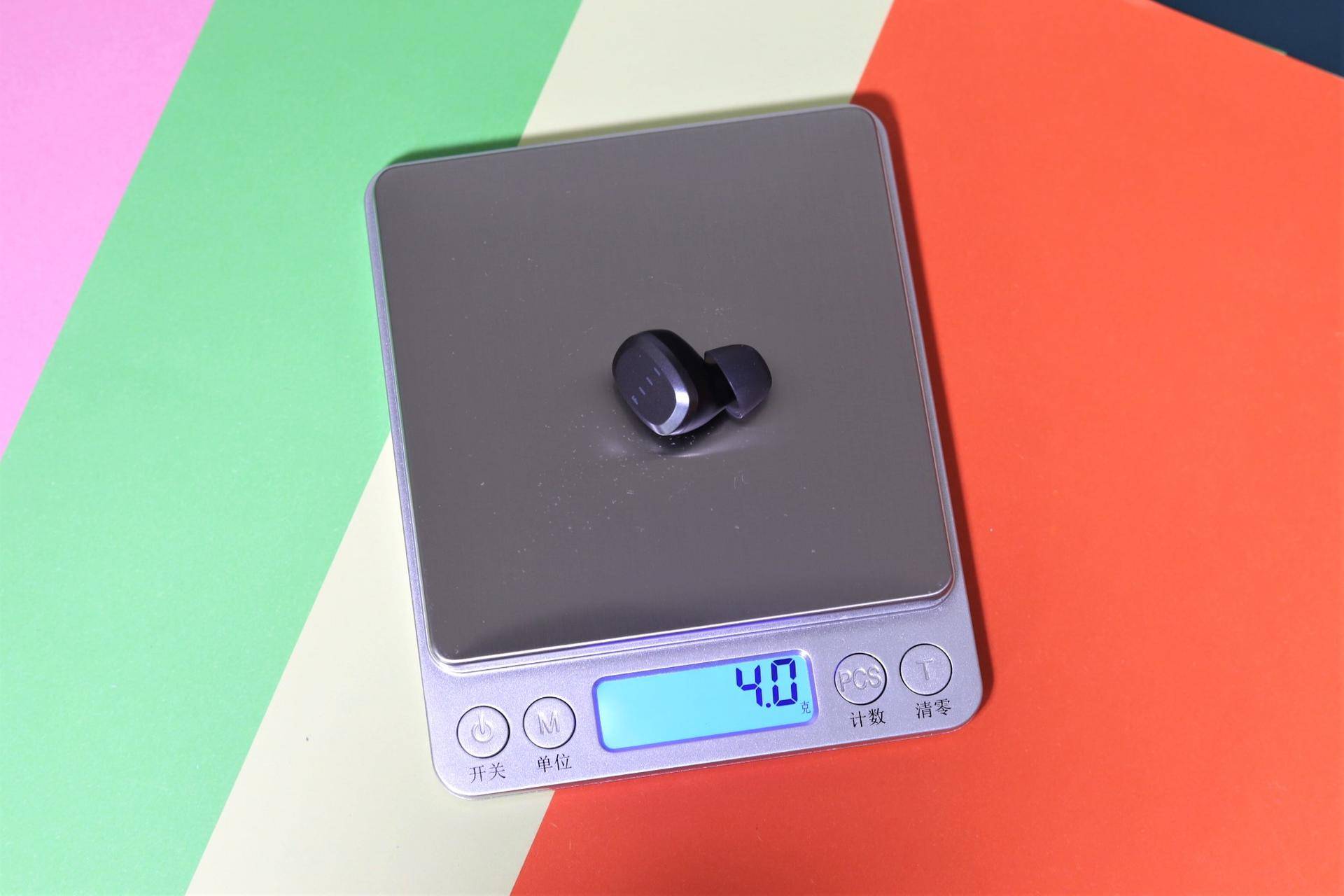 FIIL新成员FIIL T1 Lite轻体验：看剧刷视频神器