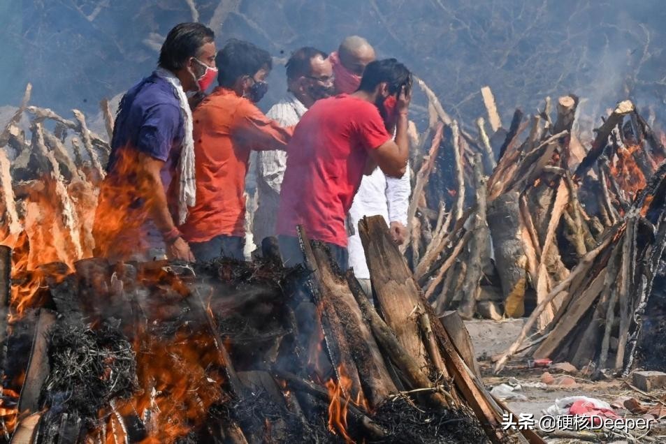 美国传染病学家命丢印度！全球对印度来客大封