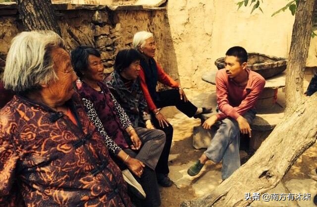 面相好得岳母青睐，老婆怀孕弃工作陪护：好男人王雷说奶奶也要陪