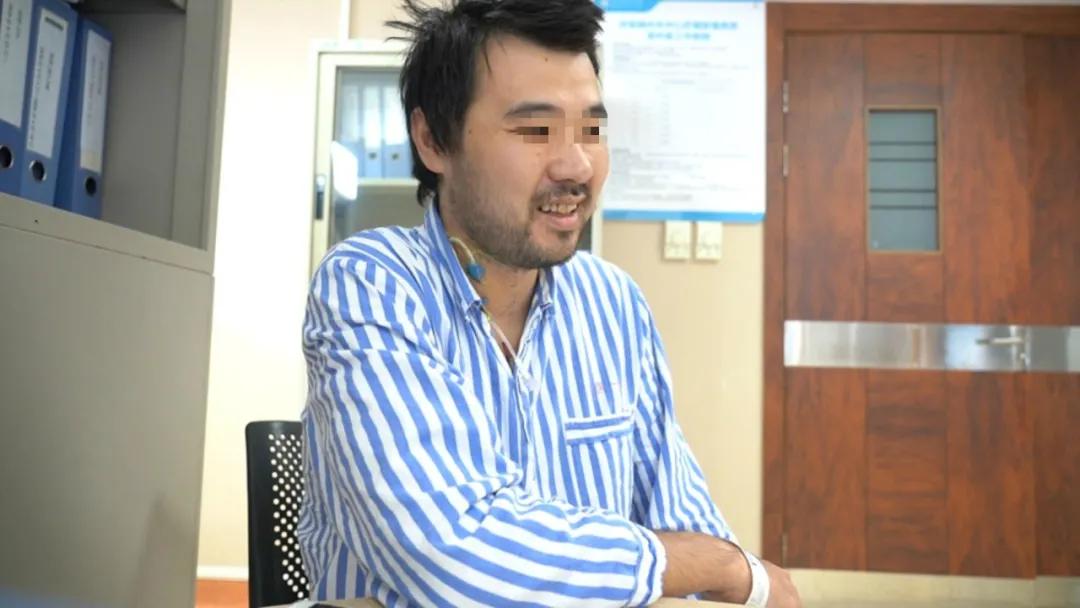 7个月大的宝宝命悬一线！胆小爸爸捐肝让这位“镜面”宝宝重生