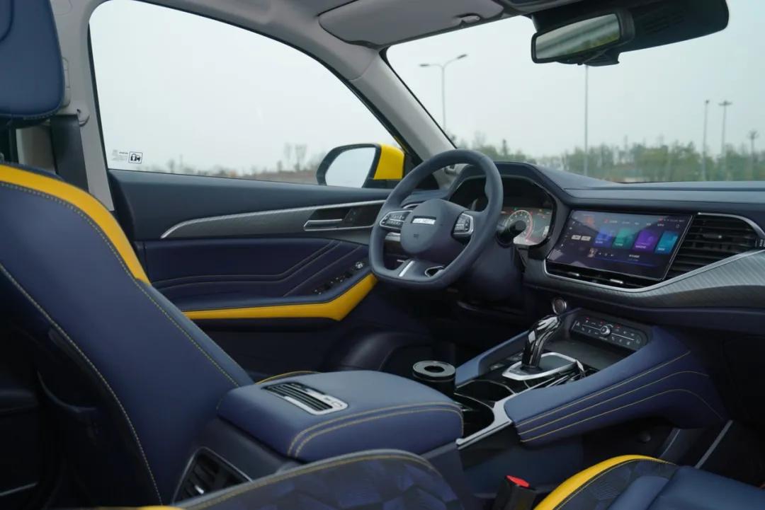 任何国产轿跑SUV，应该都会怕哈弗F7x