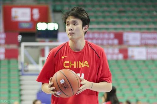 周琦再上诉恐无球可打，贺天举无奈离开，丁彦雨航回归出现新障碍