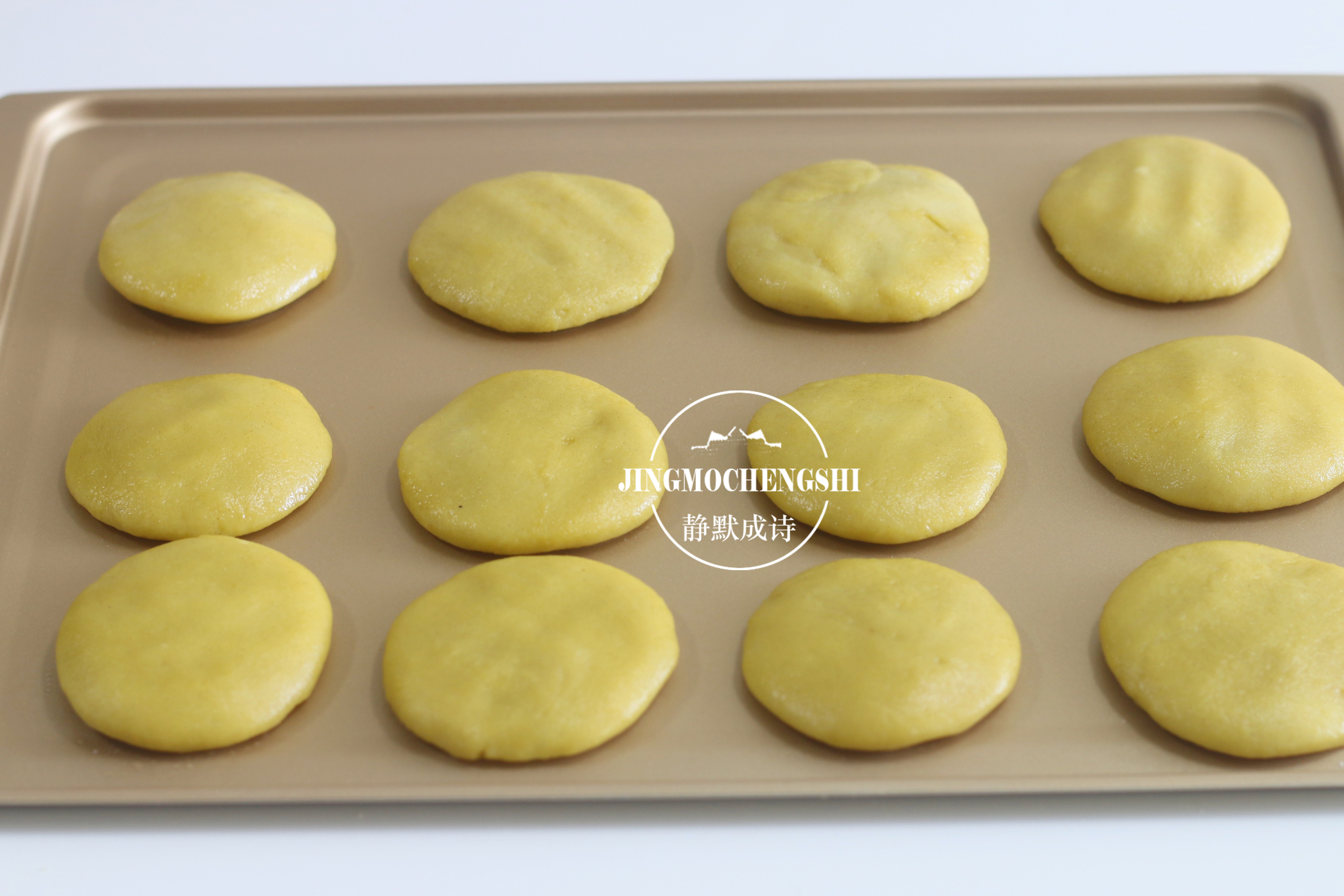 油炸糕的正確做法，不用酵母，不開裂不露餡兒，外酥裡糯吃不夠