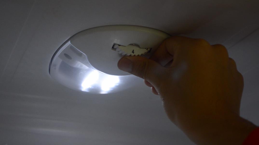 冰箱冷藏室排水孔老結冰怎麼辦？ 一個簡單的方法，輕鬆解決，實用