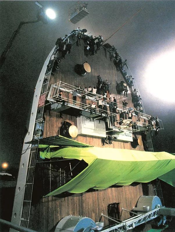 《泰坦尼克号》万字幕后解析，无论过去多少年