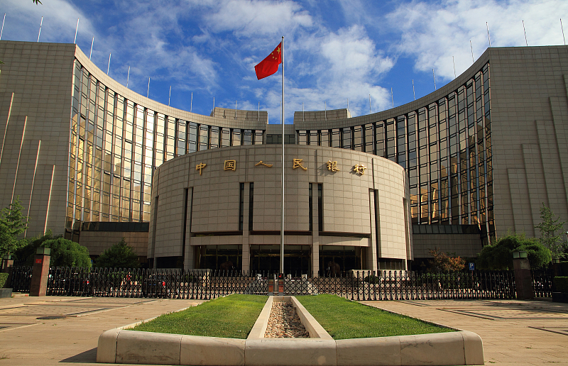 家庭有多少财富，才算是富裕家庭？专家：4个条件，满足一个就算