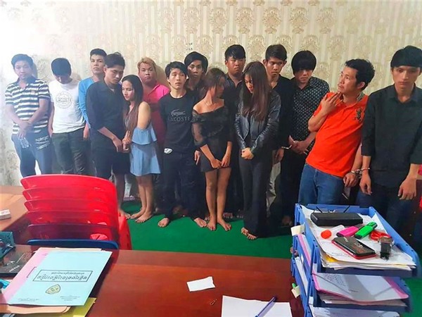 柬埔寨“黄赌毒”：白人寻欢天堂，本地人的噩