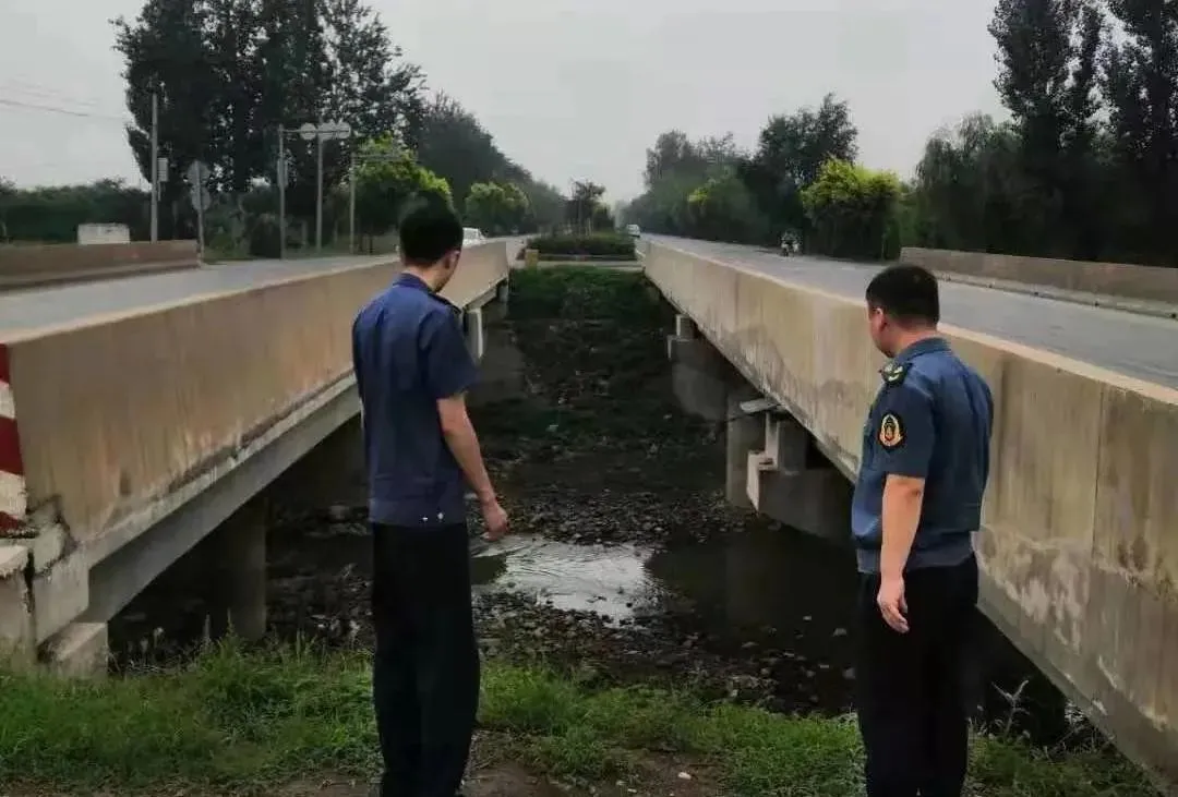 邯郸：雨情就是命令 防汛即是责任 魏县各级各部门干部职工奋战防汛排涝第一线